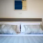 California Apartments 2