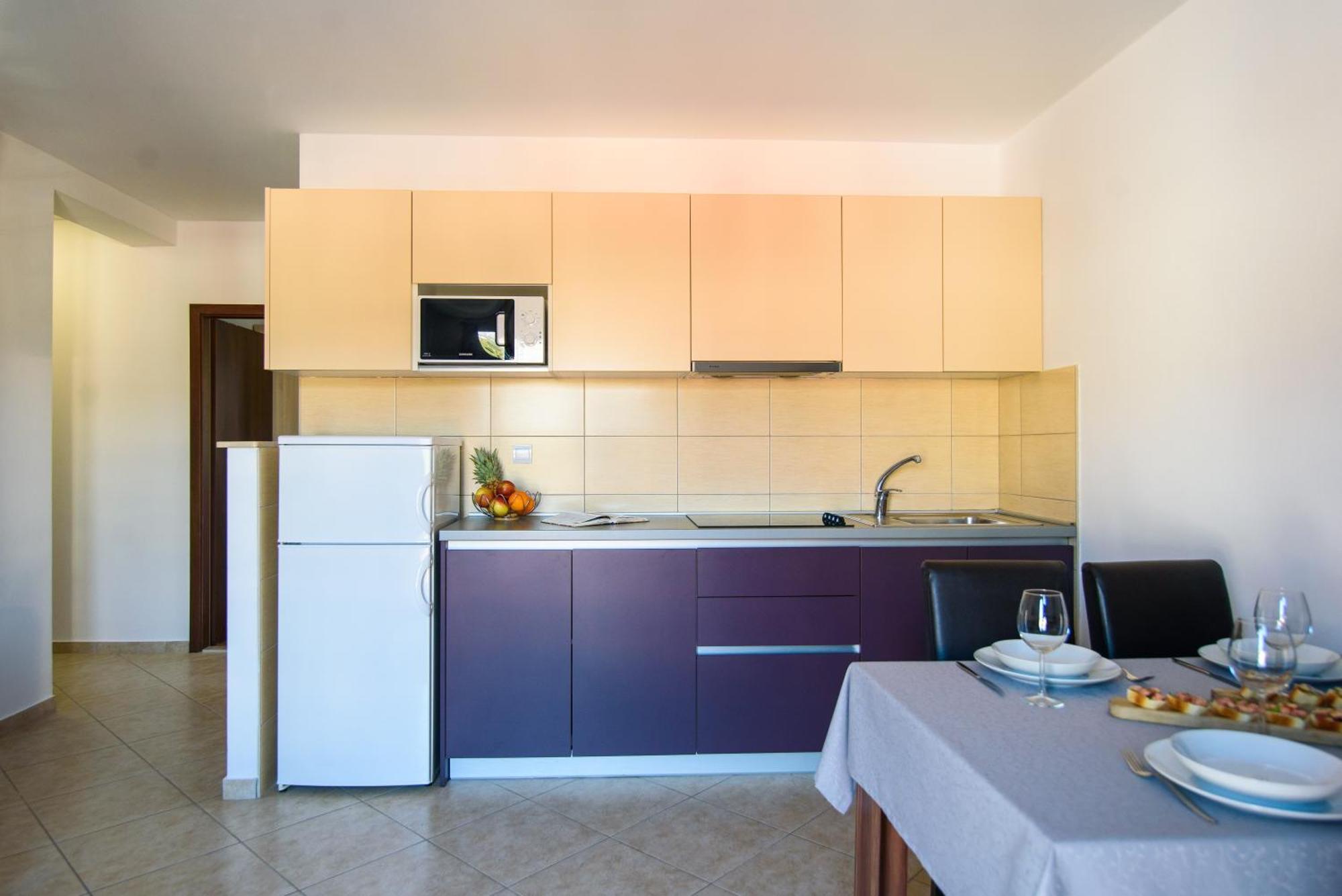 Apartamento California 2 *